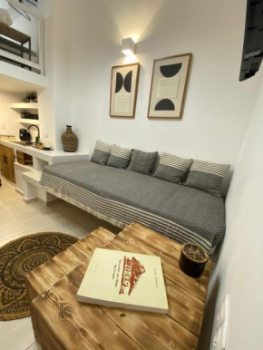 Babatseratsi skyrian studio 2